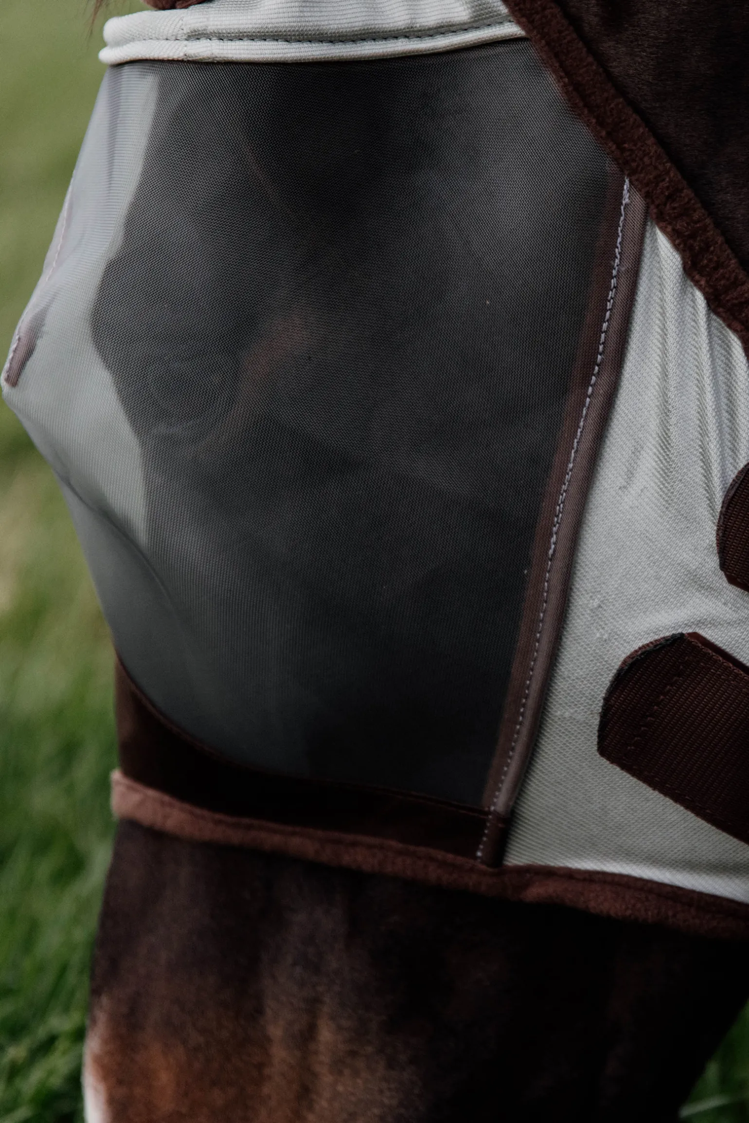 Kentucky Horsewear Classic Karpasmaski Korvilla