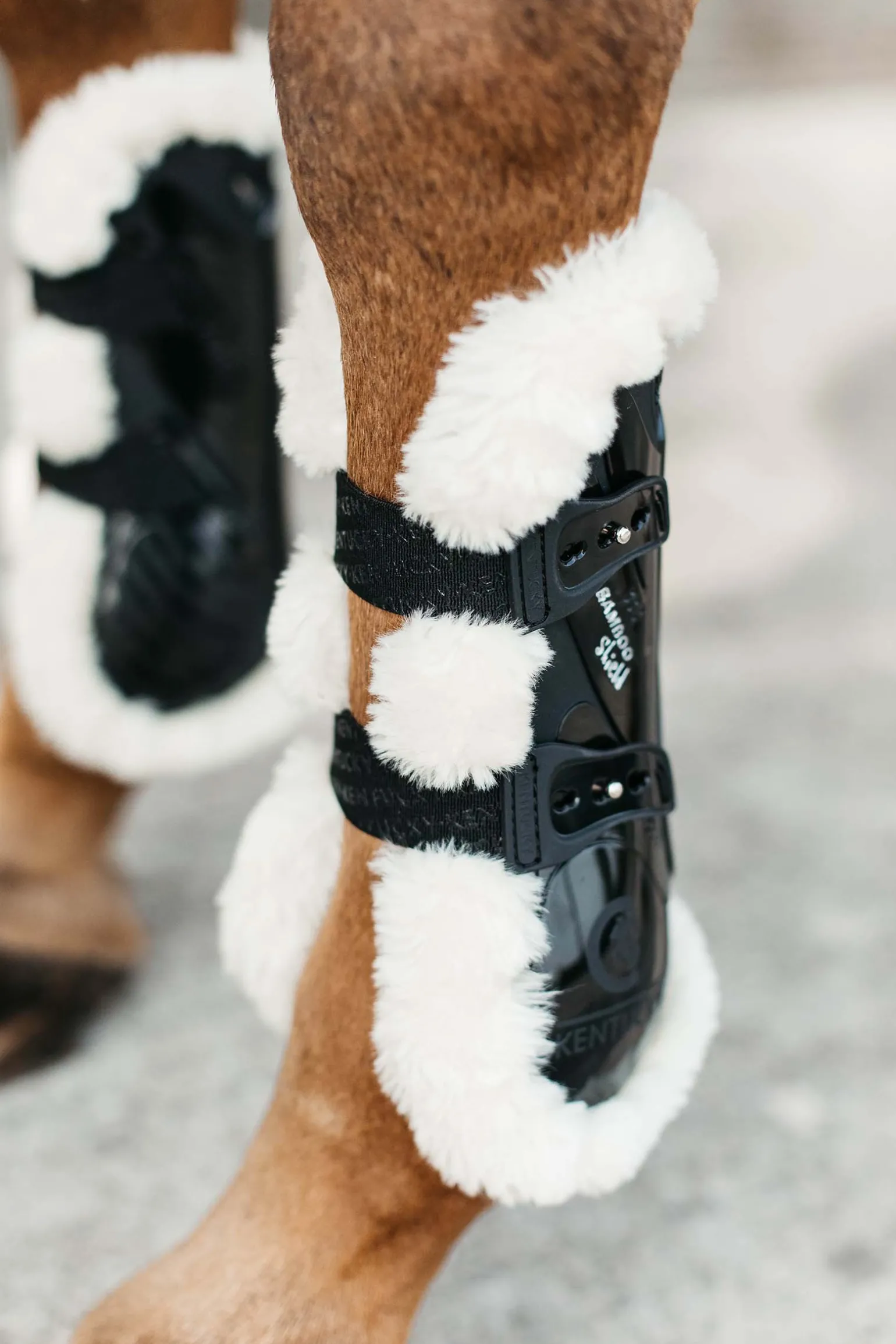 Kentucky Horsewear Vegan Sheepskin Bamboo Elastic Jannesuojat