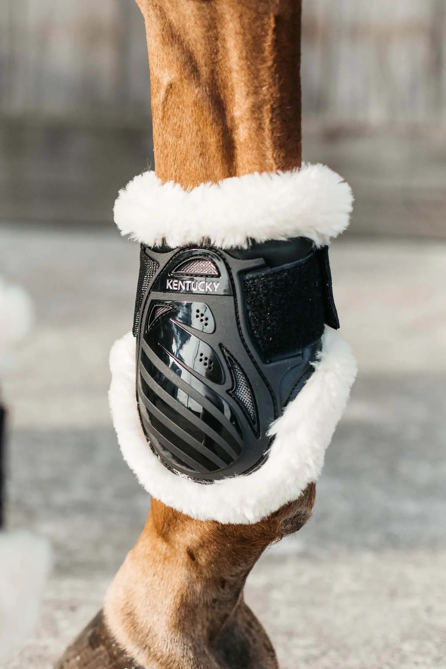 Kentucky Horsewear Vegan Sheepskin Hivutussuojat Nuorille Hevosille