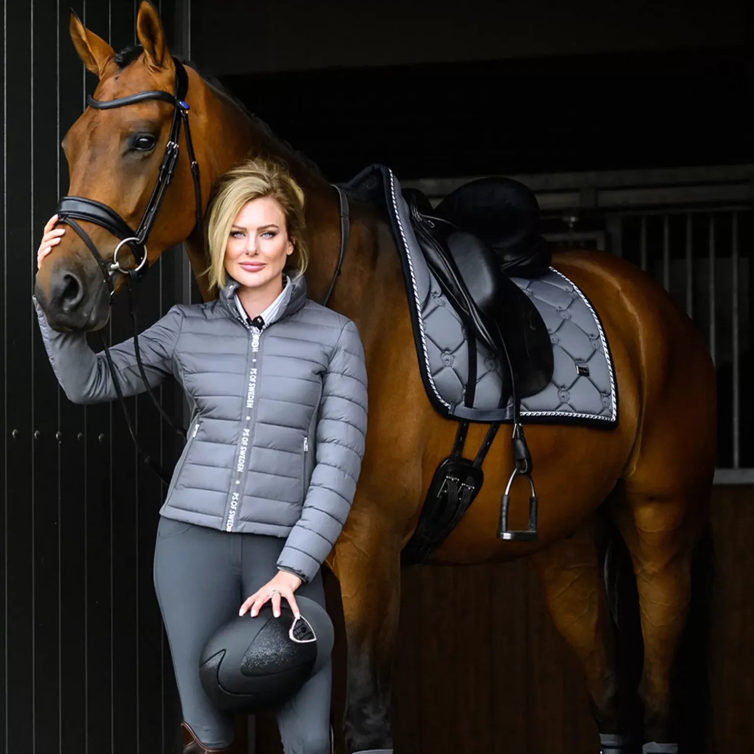 Mink Horse Shine-One Elegant Liivi
